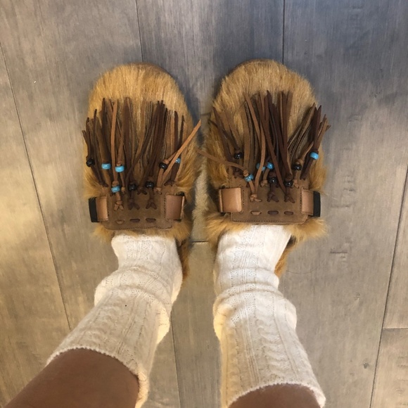 ALANUI FAUX FUR SLIDES SIZS 8 - Picture 5 of 7